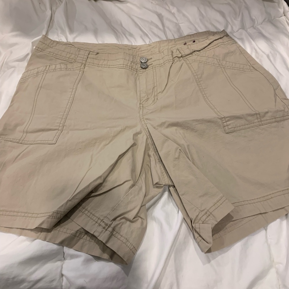 Light weight tan shorts size 18 Lane Bryant